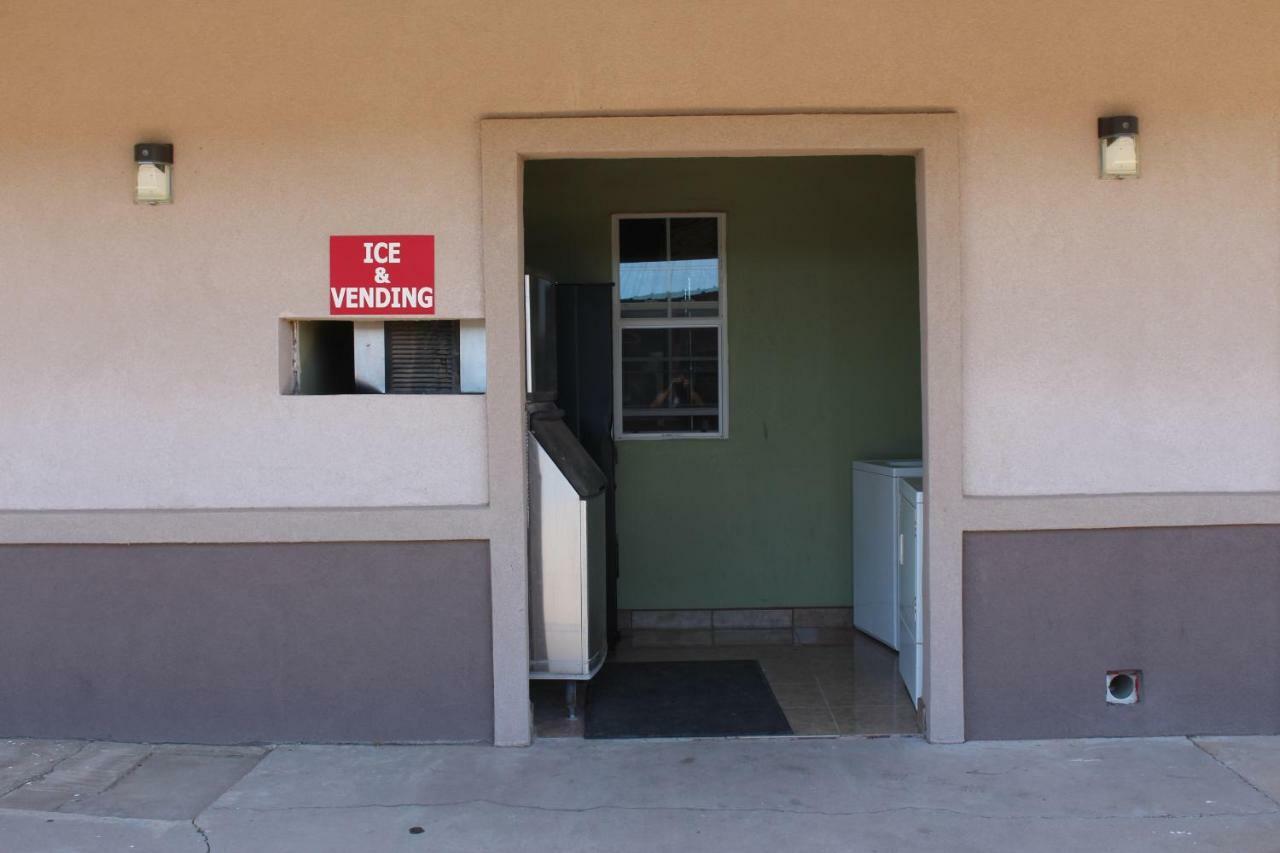 Deluxe Inn Fort Stockton Ngoại thất bức ảnh